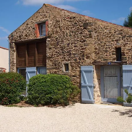 Chambres D'Hotes Les Hautes Papinieres Saint-Prouant Exterior photo