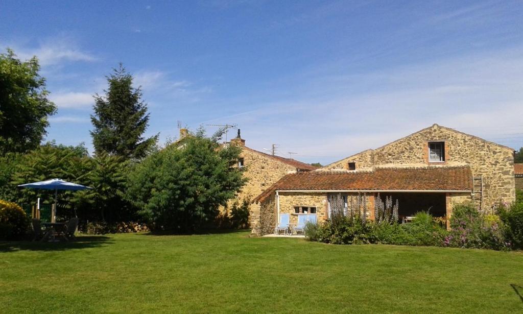 Bed & Breakfast D'hotes Les Hautes Papinieres Saint-Prouant