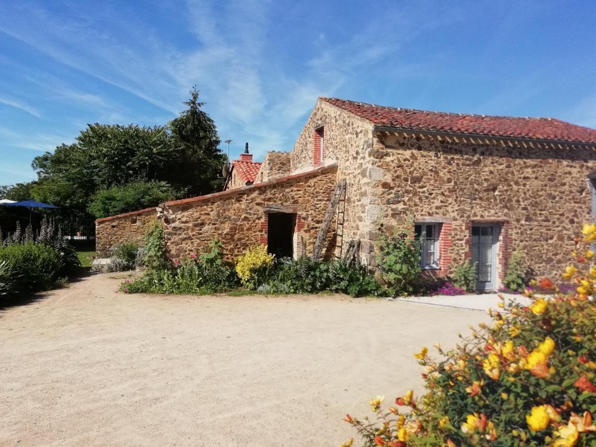 D'hotes Les Hautes Papinieres Bed & Breakfast Saint-Prouant